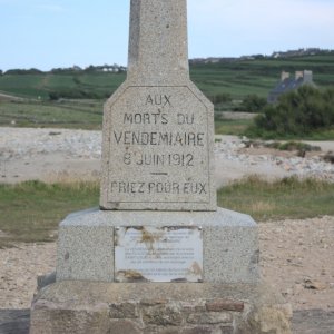 Le monument aux morts du phare de Goury